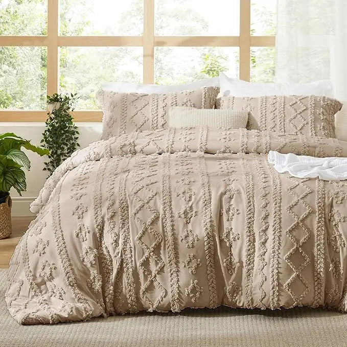 Boho Style 3 Piece Quilted Bedspread Set with Pillow Shams | Soft & Cozy Bedroom Decor