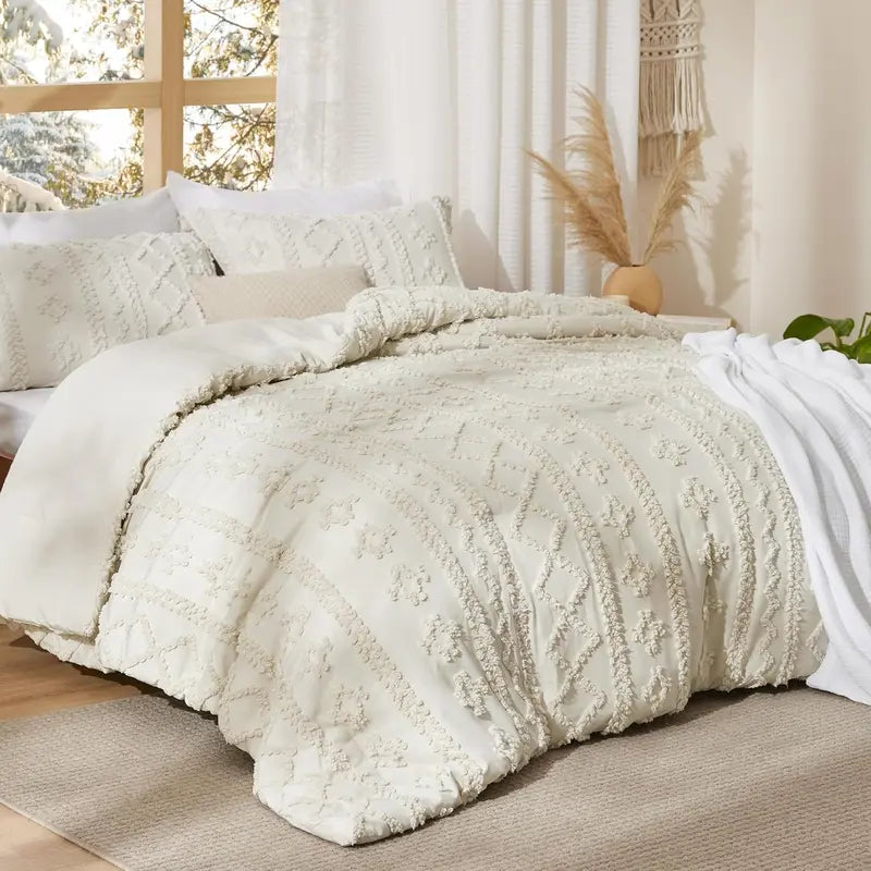 Boho Style 3 Piece Quilted Bedspread Set with Pillow Shams | Soft & Cozy Bedroom Decor